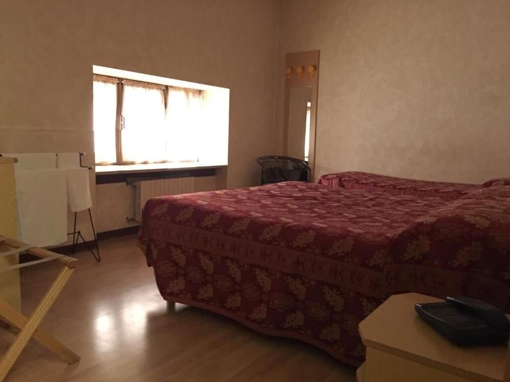 Hotel Nettuno Μιλάνο Εξωτερικό φωτογραφία