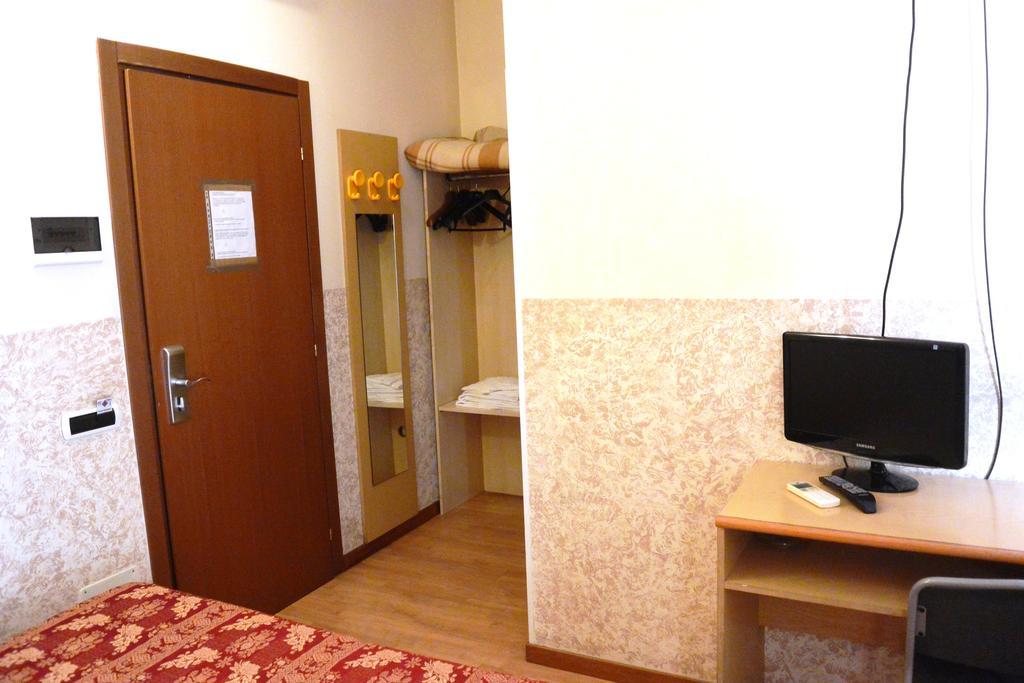Hotel Nettuno Μιλάνο Εξωτερικό φωτογραφία
